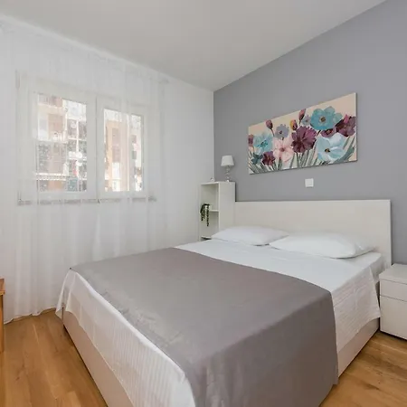 Apartman Ivona Makarska Exterior photo